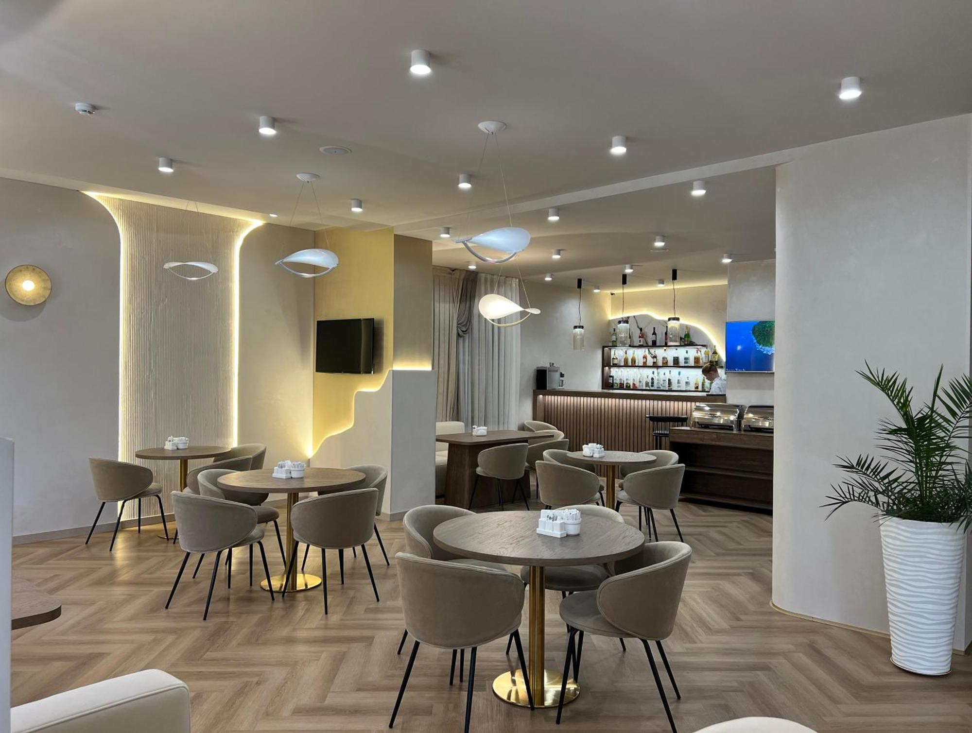 Hotel Fn Shymkent Ngoại thất bức ảnh
