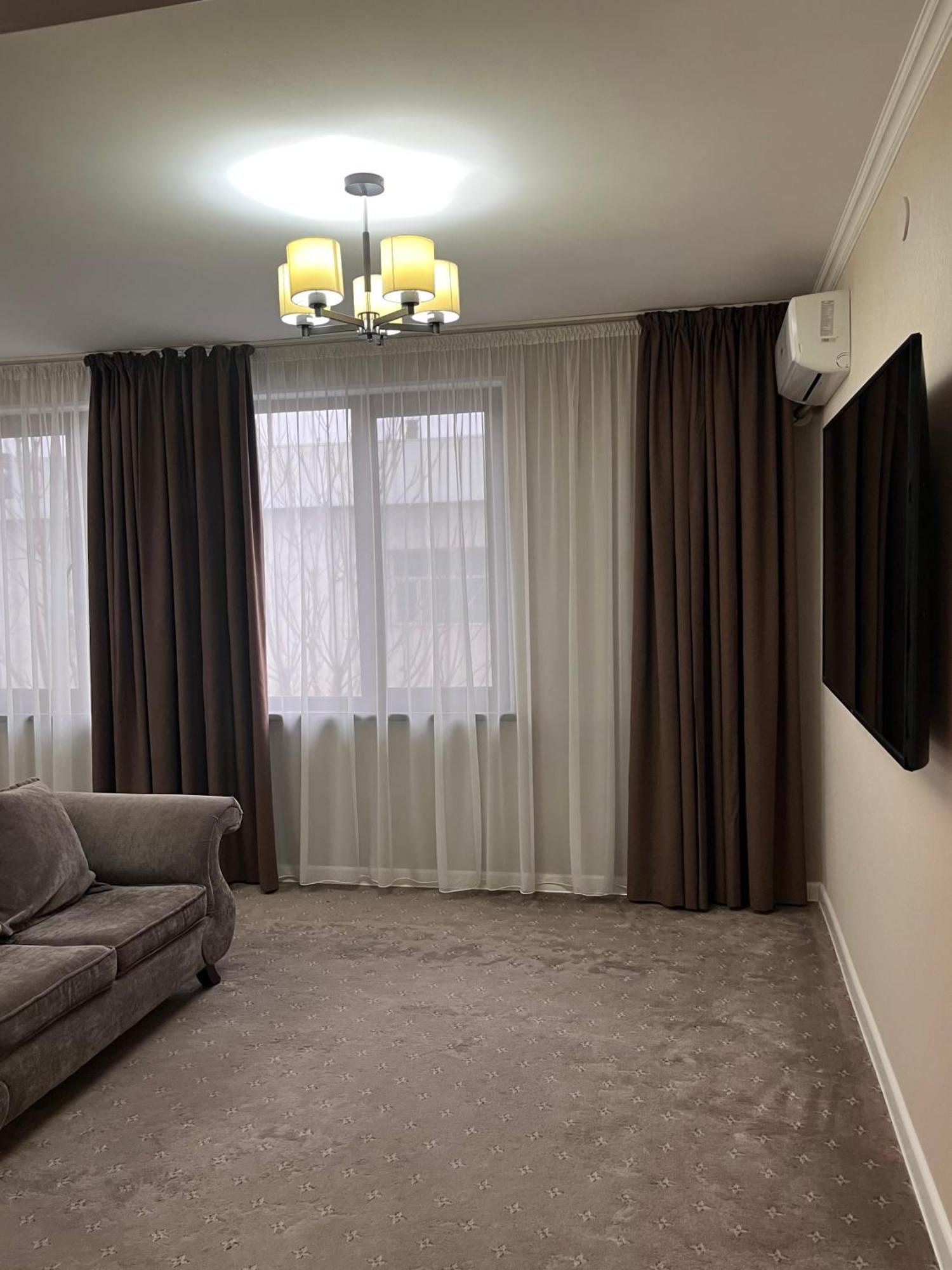 Hotel Fn Shymkent Ngoại thất bức ảnh